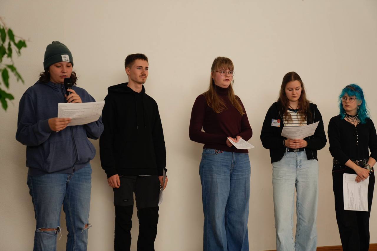 5226452502172077224 (1)